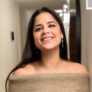 Meet your Posher, Alyna